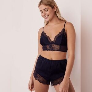 La vie en rose women’s 2 piece lace lingerie set navy blue size medium